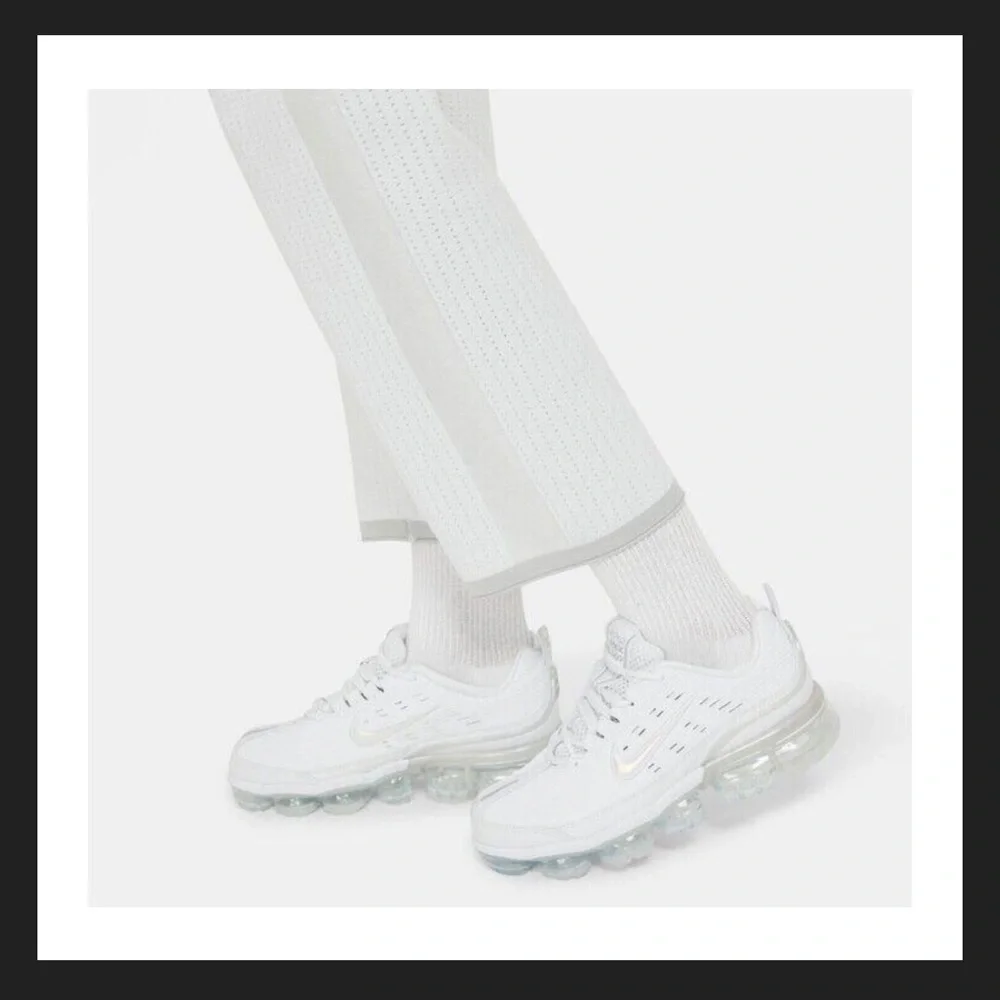 Nike Sportswear Women's 7/8 Cropped Pants